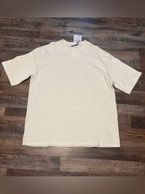 M.I,D.A. Undici Short Sleeve Crewneck T-Shirt - Cream NWT Size Large
